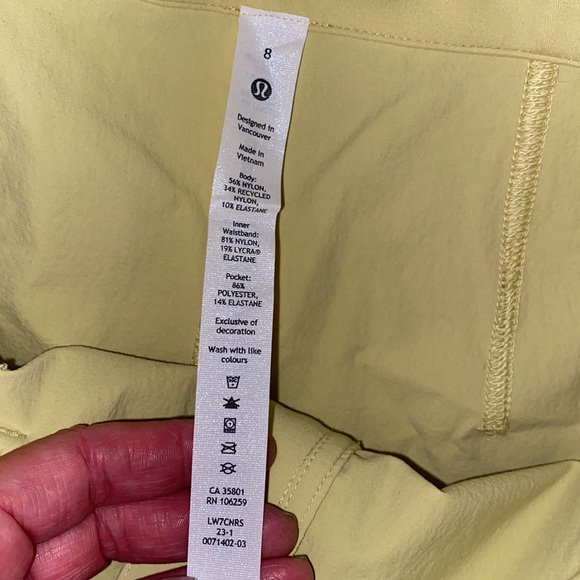 Lululemon Cargo Shorts - Picture 3 of 4